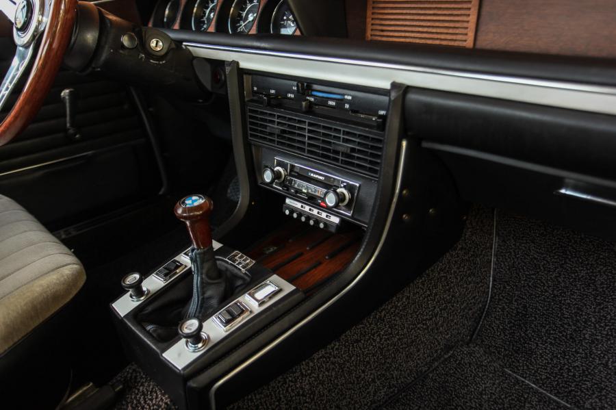 Детали интерьера BMW 3.0CSi (E9) 1974 года  (EU) (фото 82 из 198)